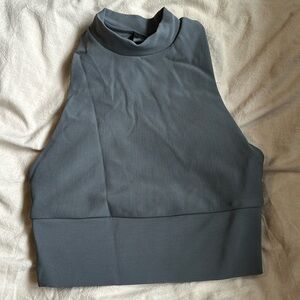 High neck workout top